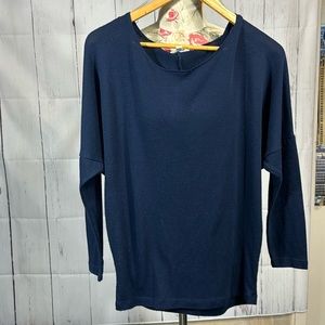 483.Zenana Outfitters oversized women top